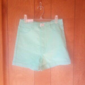 Lover Brand Fashion Women's Green Shorts Size L NWT